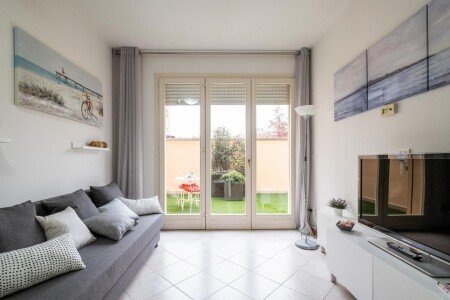 Appartamento 1 camera, con giardino