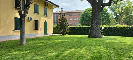 Casa 2 habitaciones, con jardín