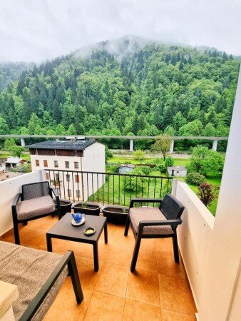 Appartamento 3 camere, con giardino