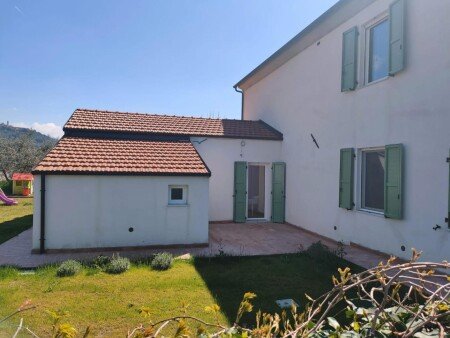 Bed and breakfast 3 ospiti, con giardino