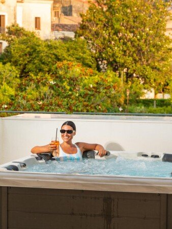 Ostello 4 ospiti, con idromassaggio