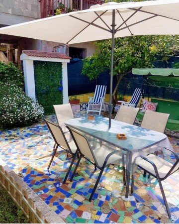 Casa 2 camere, con giardino