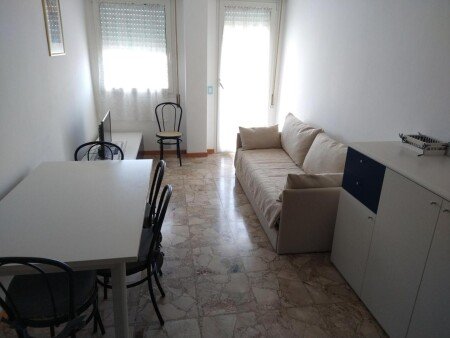 Wohnung 1 Schlafzimmer, mit Klimaanlage