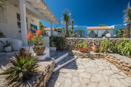 Hotel con giardino