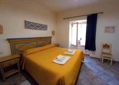 Bed and breakfast 1 camera, con giardino