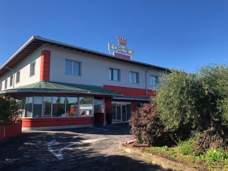 Hotel con giardino