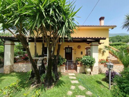 Bed and breakfast 3 ospiti, con giardino