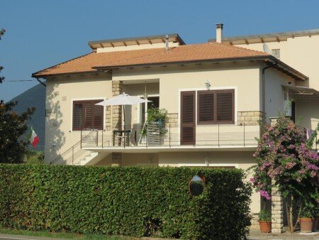 Appartamento 1 camera, con giardino