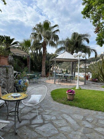 Villa 2 camere, con giardino