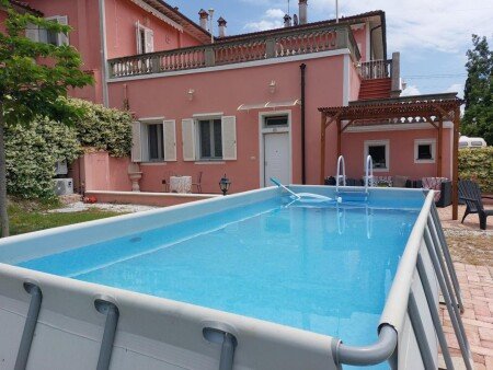 Casa 2 camere, con piscina