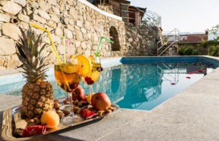 Casa 3 camere, con piscina