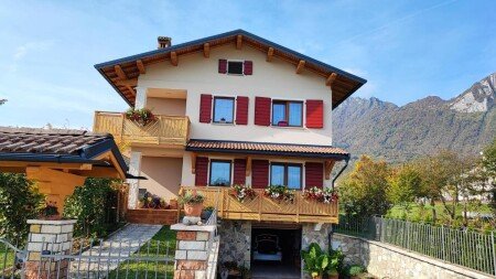 Casa 2 camere, con giardino