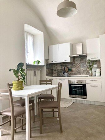 Appartamento 1 camera, con giardino