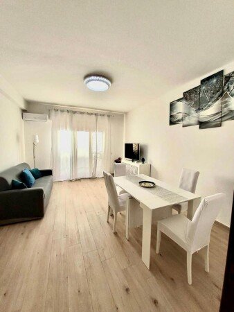 Casa 3 camere, con aria condizionata