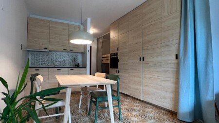 Appartamento 1 camera, con parcheggio