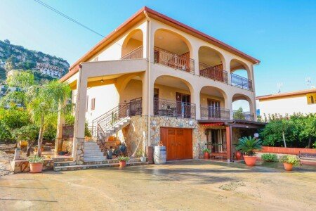 Bed and breakfast 3 ospiti, con giardino