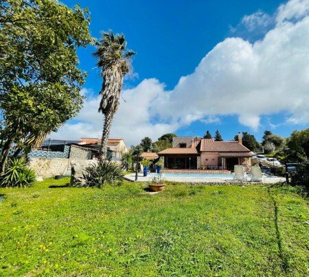 Bed and breakfast 1 bedroom, with pool