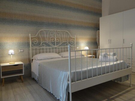 Appartamento 1 camera, con giardino