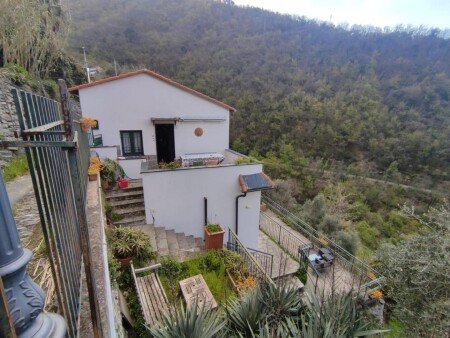 Villa 3 camere, con giardino