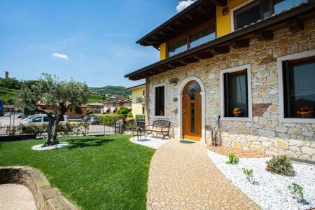 Appartamento 2 camere, con giardino