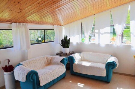 Casa 2 camere, con giardino
