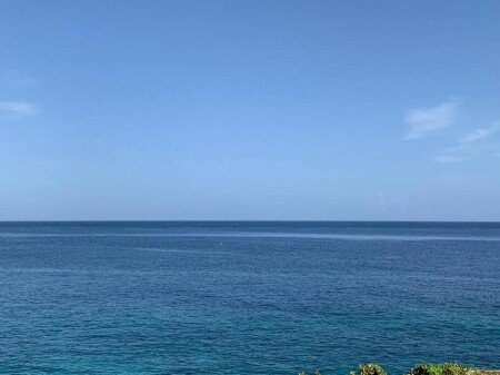 House 2 bedrooms, with pool