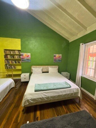 Bed and breakfast 1 bedroom, with garden