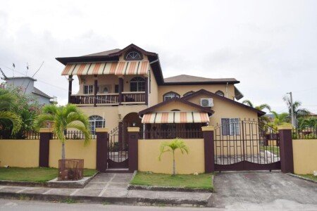 House 2 bedrooms, with garden