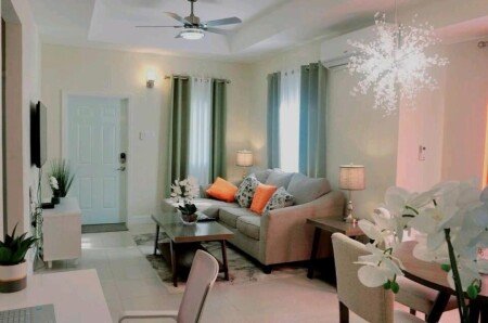 House 2 bedrooms, with pool