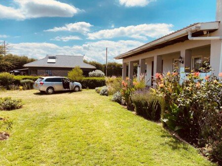 House 3 bedrooms, with garden