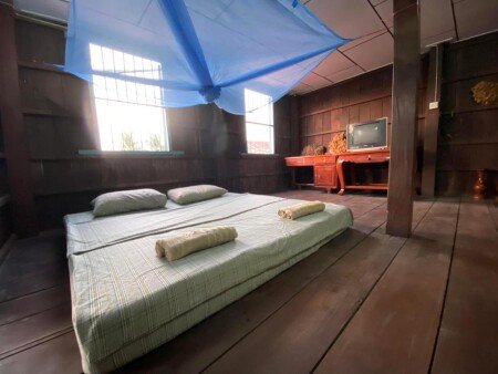 Bed and breakfast 8 guests, with garden