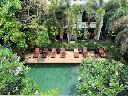 Hotel mit Pool
