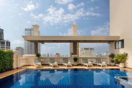 Hotel con piscina