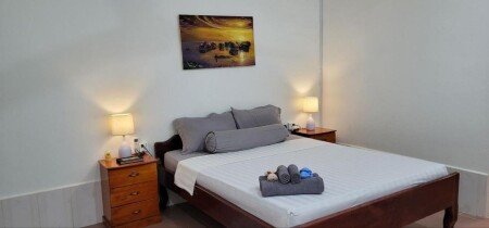 Bed and breakfast 2 guests, with garden