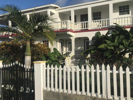 Bed and breakfast 2 bedrooms, with pool