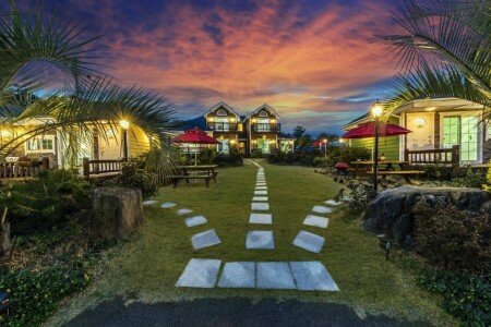 House 2 guests, with jacuzzi