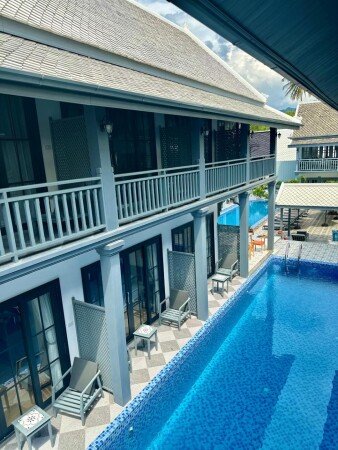 Apartment 2 guests, with pool