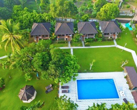 Hotel with pool