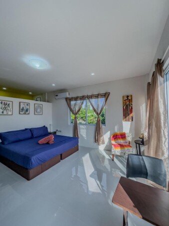 Bed and breakfast 1 bedroom, with pool