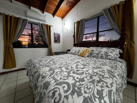 Bed and breakfast 1 bedroom, with garden