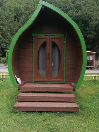 Camping / Mobil Home 1 chambre, avec jardin