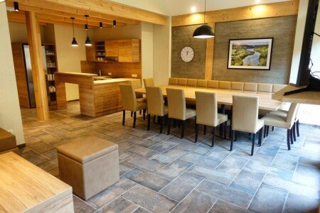 Résidence 9 voyageurs, avec jacuzzi