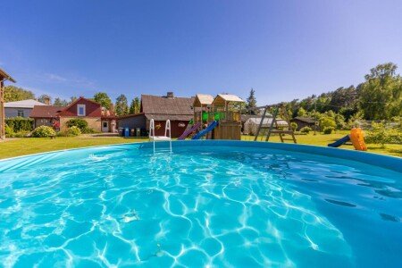 Ferienhaus 4 Schlafzimmer, mit Pool