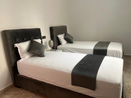 Maison moderne, 3 chambres, avec climatisation
