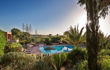 Bed and breakfast 4 voyageurs, avec piscine