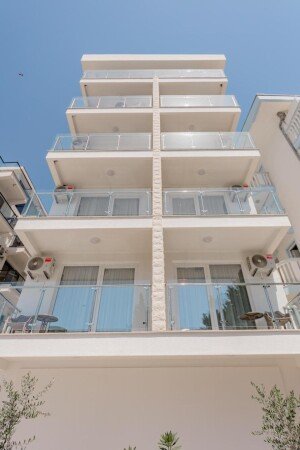 Apartment 4 guests, with garden