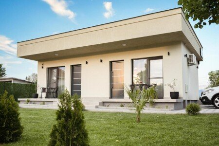 Apartment 4 guests, with garden