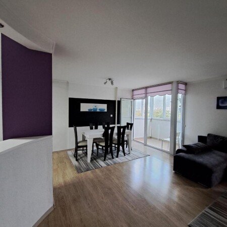 Wohnung 1 Schlafzimmer, mit Klimaanlage