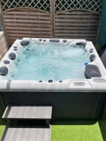 Appartement 2 chambres, avec jacuzzi