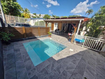 Bed and breakfast 6 voyageurs, avec piscine